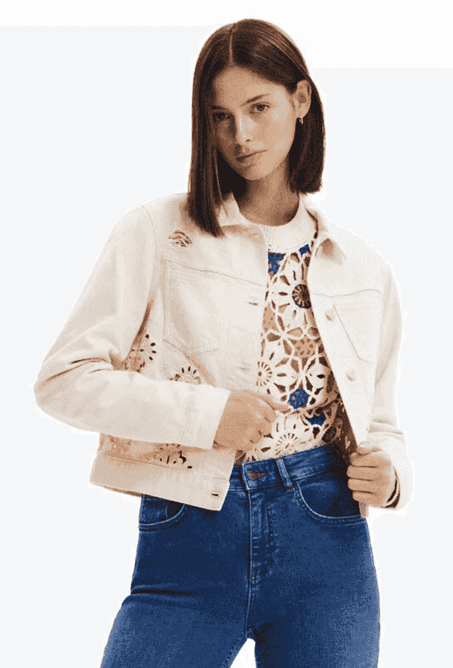 Upp till 50% rea på Desigual!